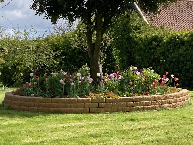 Corner Farm Bay Tree & Flower Bed